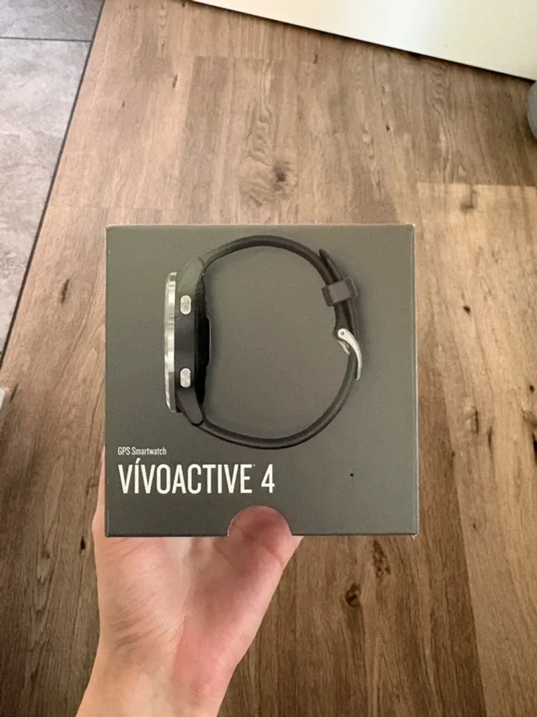 Used Garmin Vivoactive 4 bike — image 5 of 8