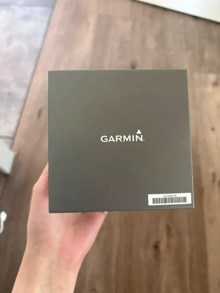 Used Garmin Vivoactive 4 bike — image 3 of 8