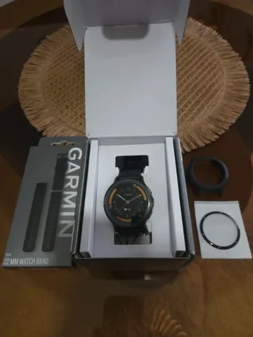 Used Garmin Venu 3 bike — image 3 of 10