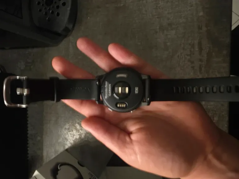 Used Garmin Venu Mercedes-Benz Edition 010-02173-52 bike — image 3 of 3