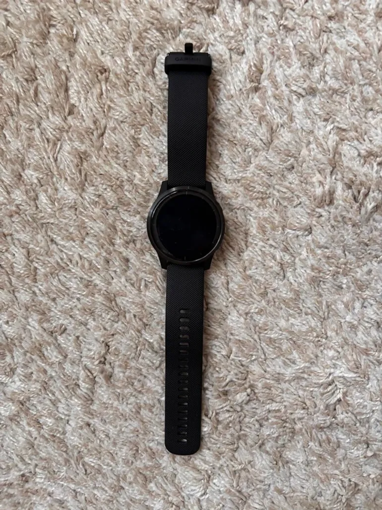 Used Garmin vivoactive 4 bike — image 2 of 4