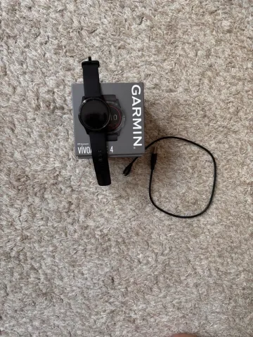 Used Garmin vivoactive 4 bike — image 1 of 4