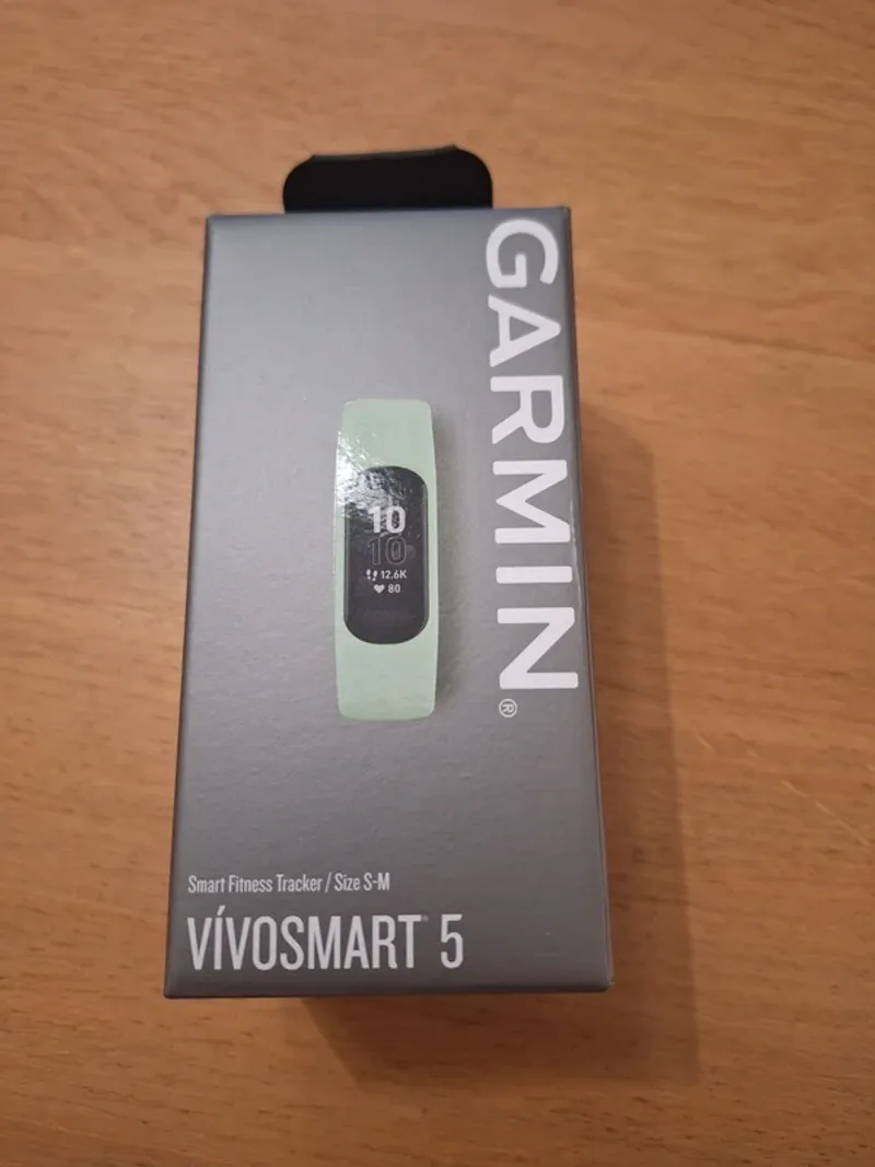 Used Garmin Vívosmart 5 Electronics