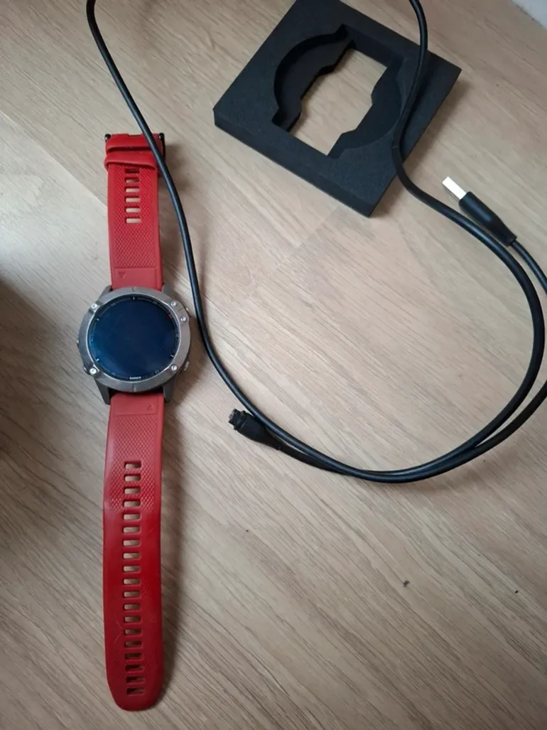 Used Garmin fenix 6 sapphire bike — image 5 of 7