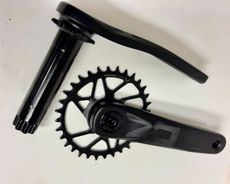 Sram DUBwide Kurbel, 170mm CRANK EAGE70 Transmission noShimano GX Drivetrain & Pedals d'occasion