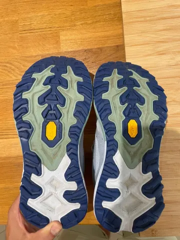 Used Hoka Mafate 5 bike — image 3 of 4