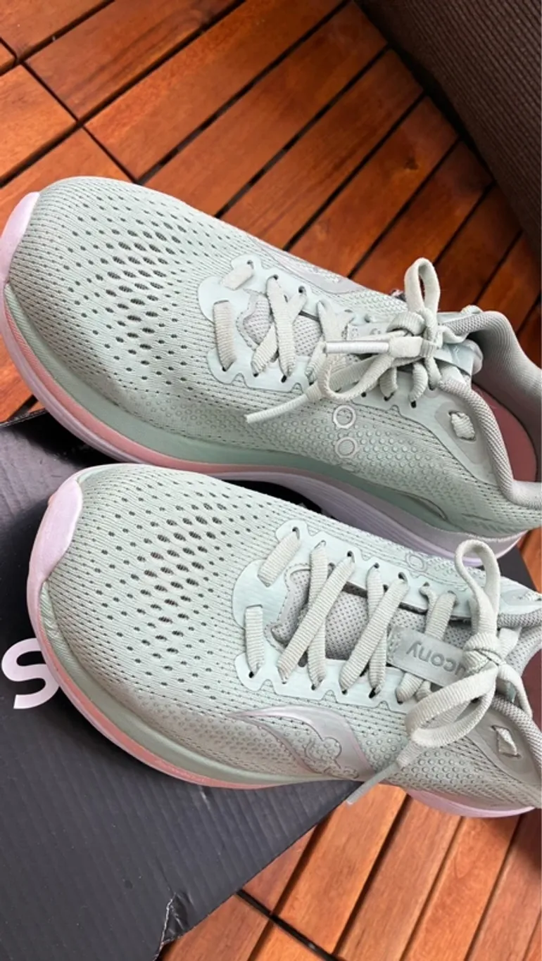 Used Saucony Endorphin Trainer bike — image 3 of 6