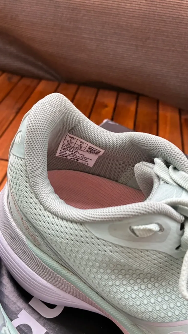 Used Saucony Endorphin Trainer bike — image 5 of 6