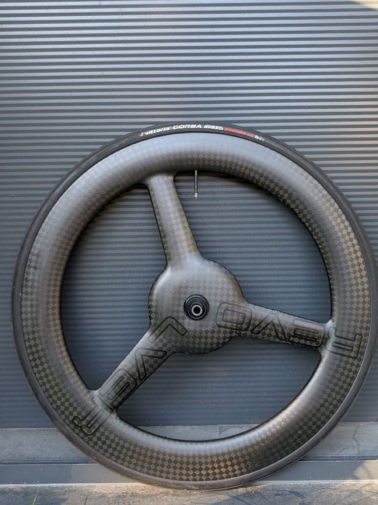 Revolver Evolve Trispoke 2024 bike d'occasion — image 2 sur 3