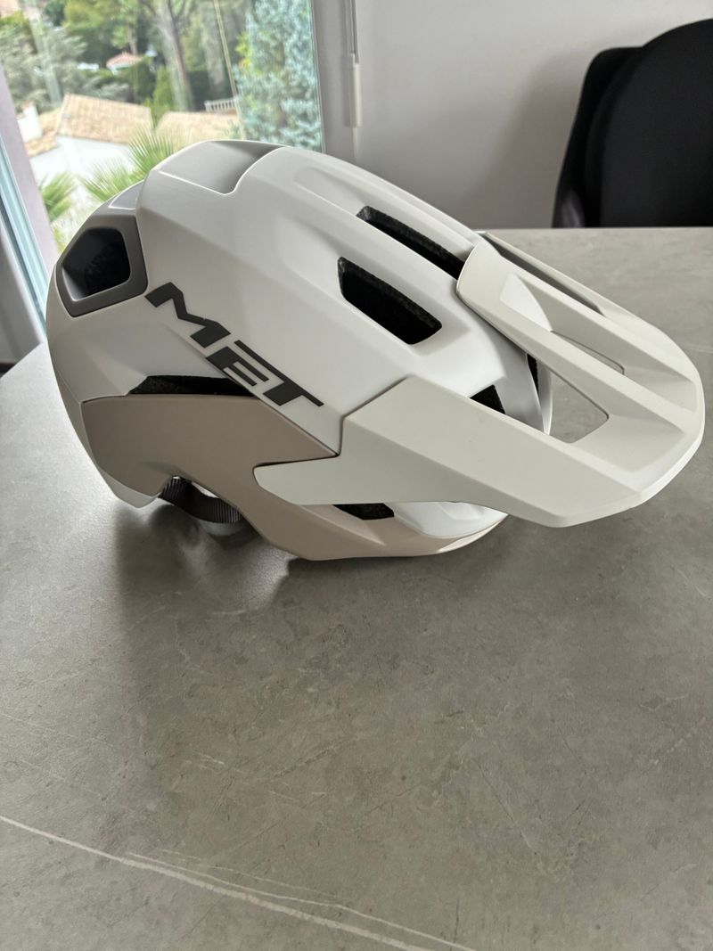 Tweedehands MET revo 2026 Cycling Accessories