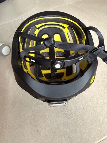 Tweedehands LUMOS helmet 2026 bike — afbeelding 5 van 5