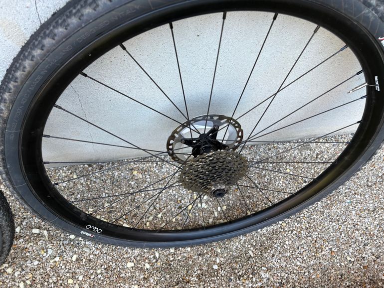 OQUO Road Control RC25PRO bike d'occasion — image 7 sur 7