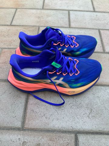 Brugt Asics Superblast 3 2026 bike — billede 1 af 5