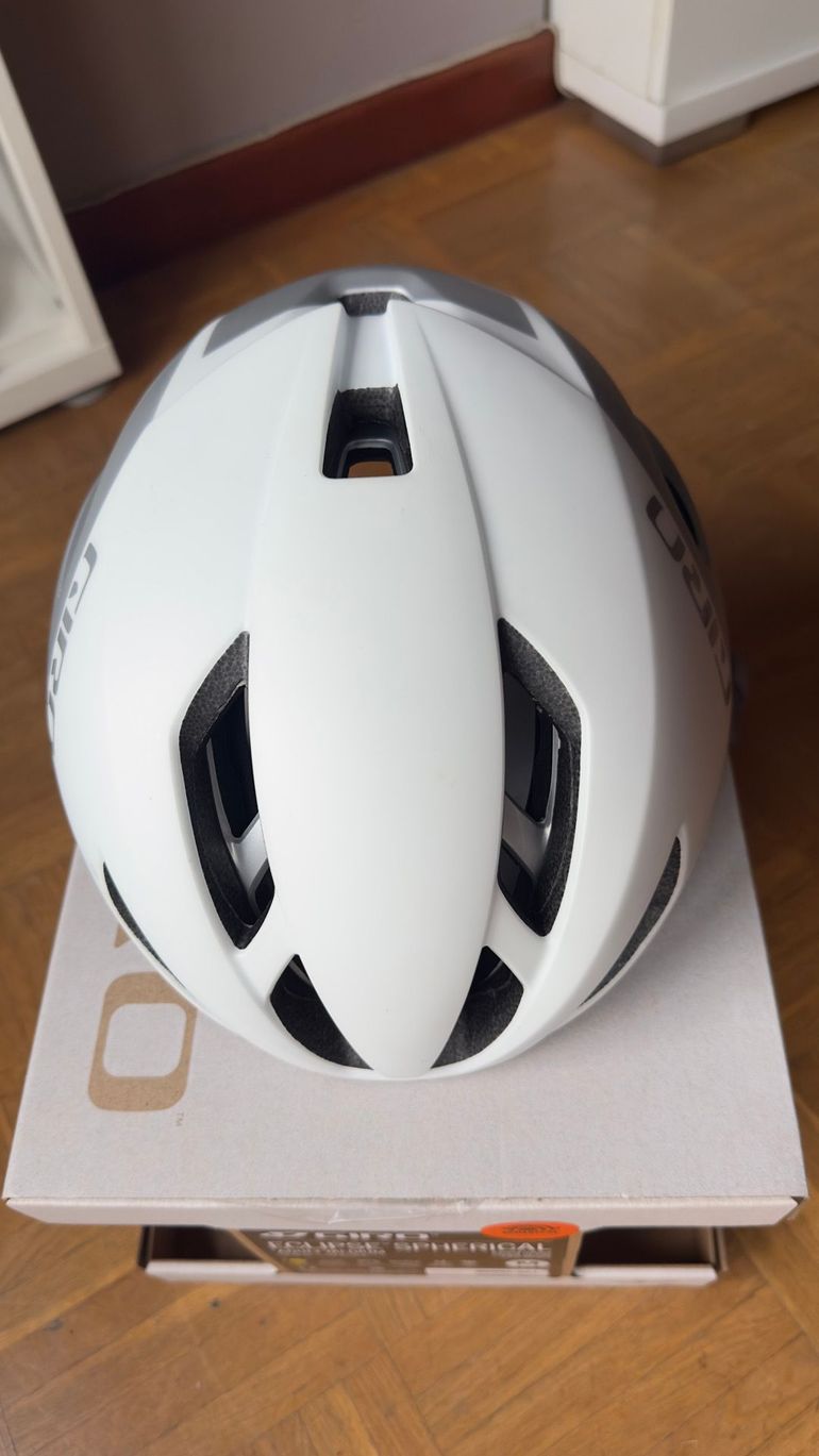 Käytetty Giro Eclipse Spherical Helmet 2026 bike — kuva 6 / 10