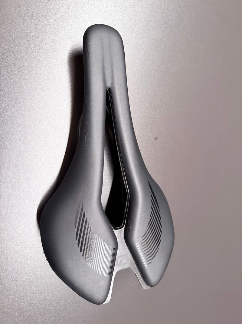 Used Most Sella Carbon 2025 Saddles & Seatposts