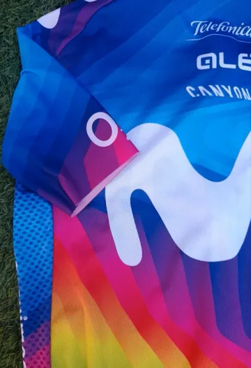 Tweedehands ALE Rainbow Movistar 2020 bike — afbeelding 8 van 9