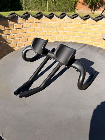 Brugt Syncros Creston 2.0 Aero Handlebar 2026 bike — billede 4 af 4