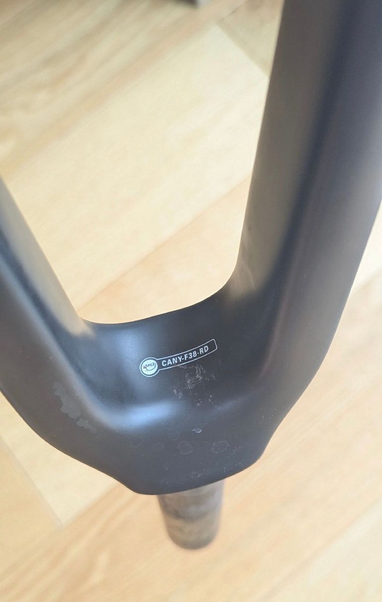 Gebrauchtes Canyon F38 CF Disc Fork 2021 bike — Bild 7 von 9