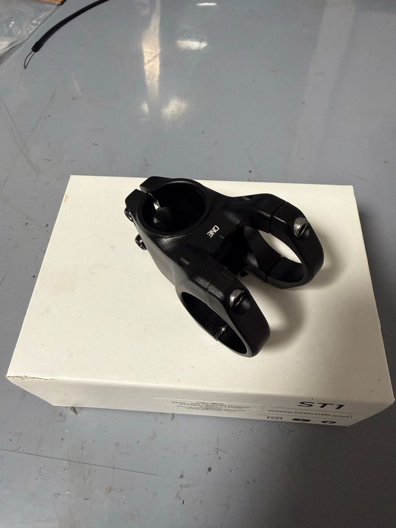 Tweedehands Oneup Stem 2026 bike — afbeelding 3 van 4