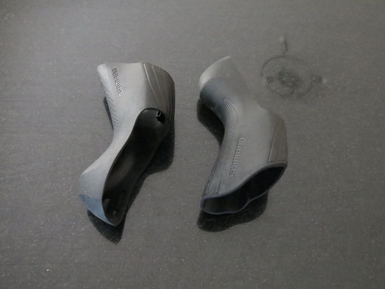 Shimano ST-R8000/ST-R7000 Bracket Covers bike d'occasion — image 2 sur 2