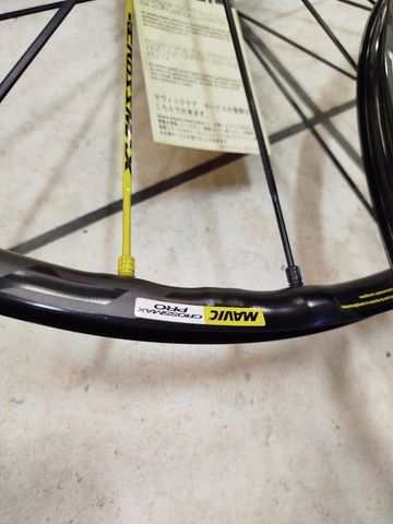 Mavic Crossmax Pro Boost 29 bike d'occasion — image 3 sur 10