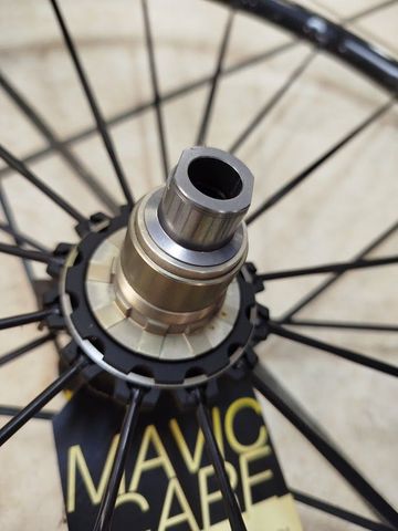 Mavic Crossmax Pro Boost 29 bike d'occasion — image 2 sur 10