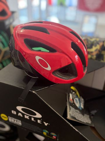 Gebrauchtes Oakley ARO3 Helmet bike — Bild 1 von 3
