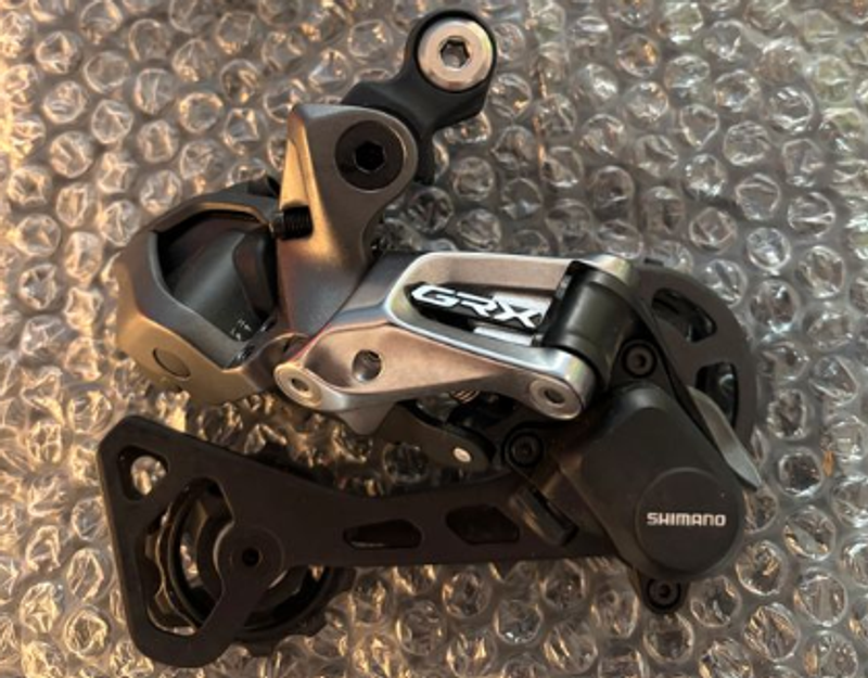 Shimano GRX RD-RX817 Di2 2026 Drivetrain & Pedals d'occasion