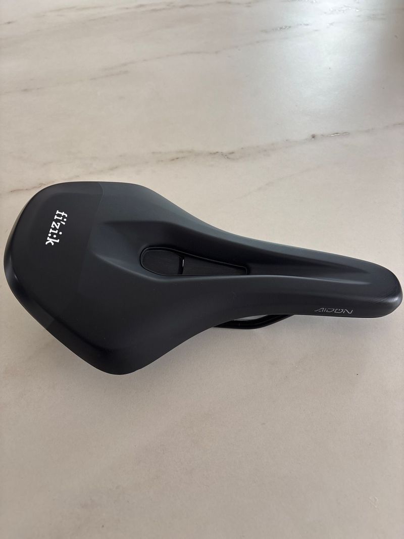 Used Fizik Aidon Terra X5 Saddles & Seatposts