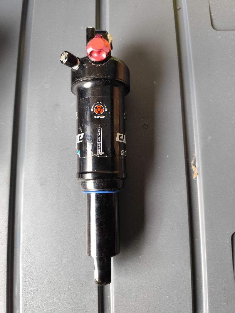 Käytetty Sr Suntour RL-R 2021 Rear Suspension