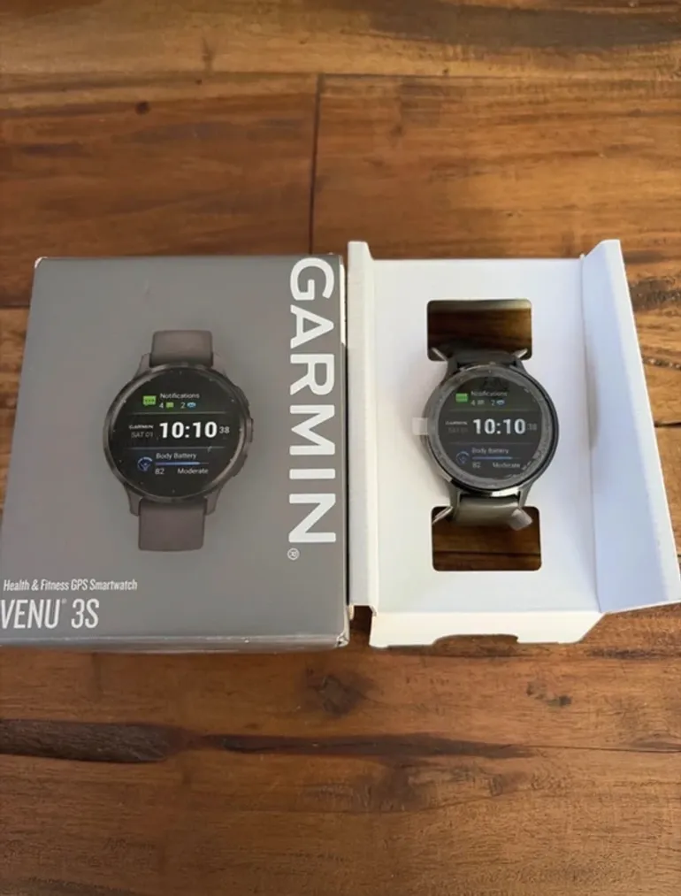 Used Garmin Venu 3S bike — image 2 of 6
