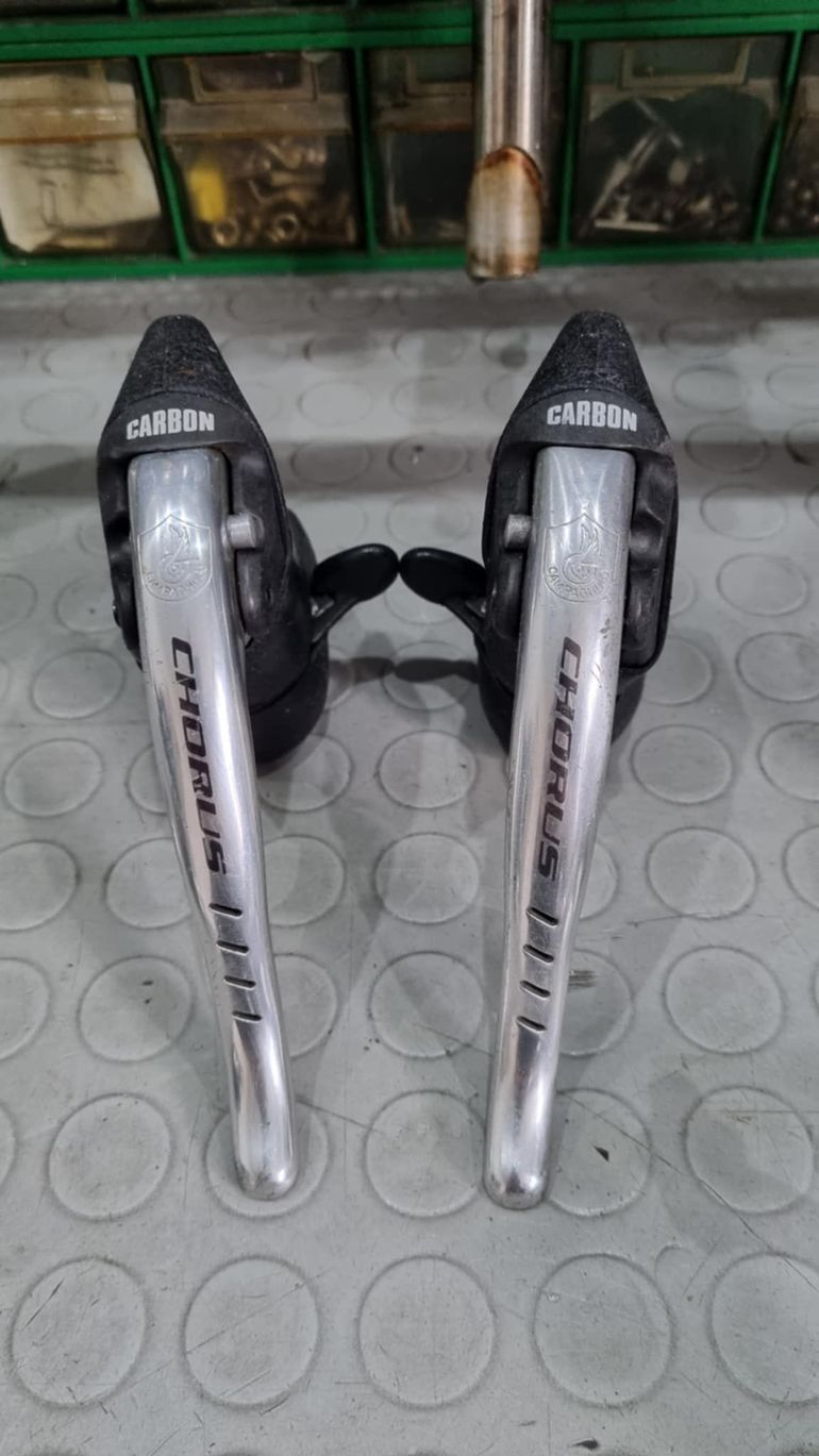 Used Campagnolo CHORUS 8v. 1996 bike — image 2 of 10