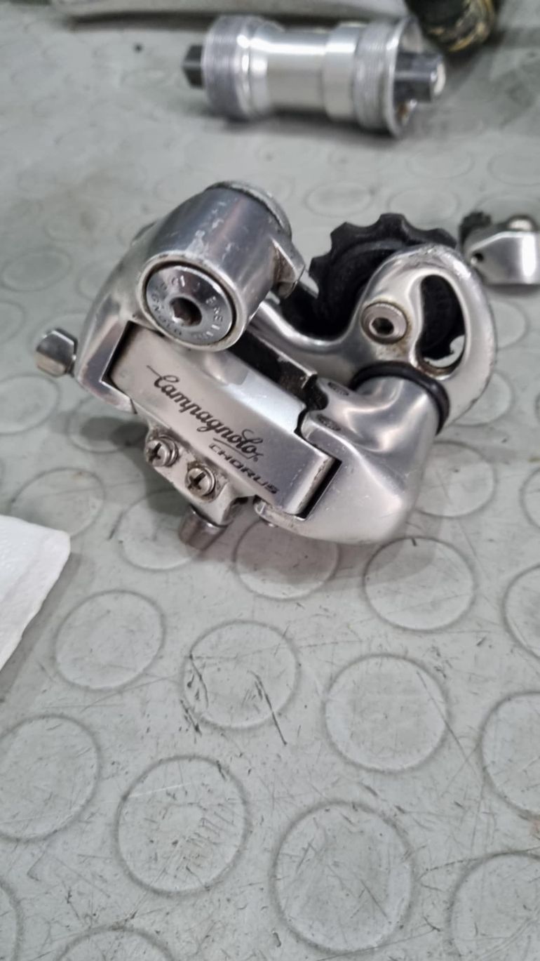 Used Campagnolo CHORUS 8v. 1996 bike — image 6 of 10