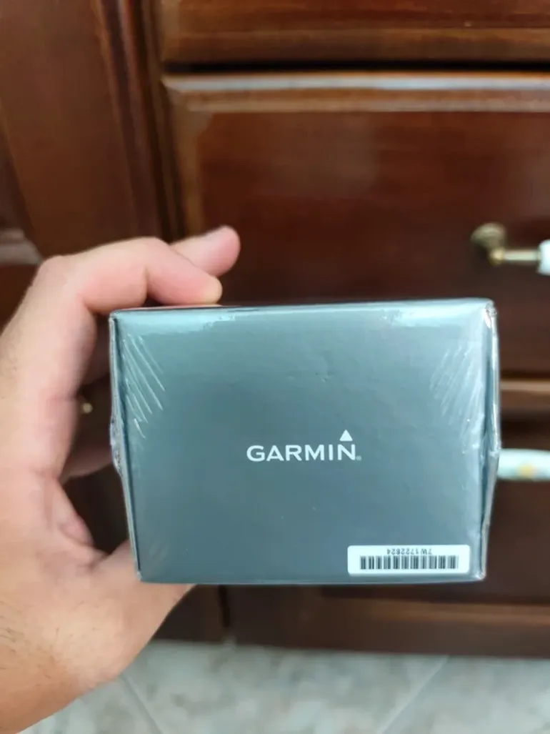 Used Garmin Forerunner 265 bike — image 3 of 6