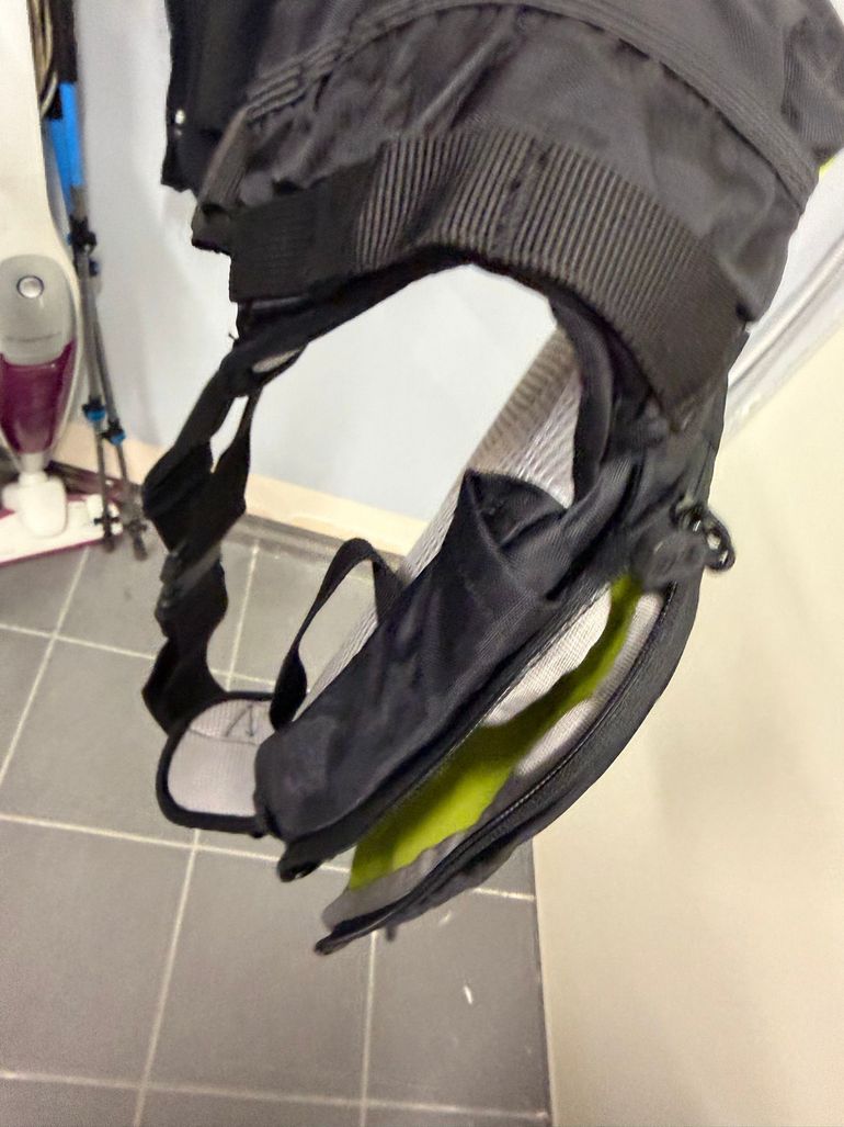 Käytetty POC Raceday Rain Jacket bike — kuva 2 / 2