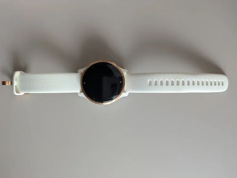 Used Garmin Venu 2s bike — image 4 of 9