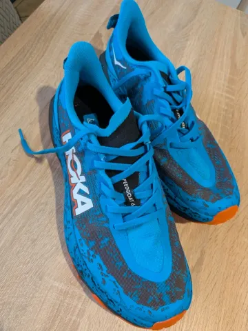 Used Hoka Speedgoat 6 bike — image 3 of 5