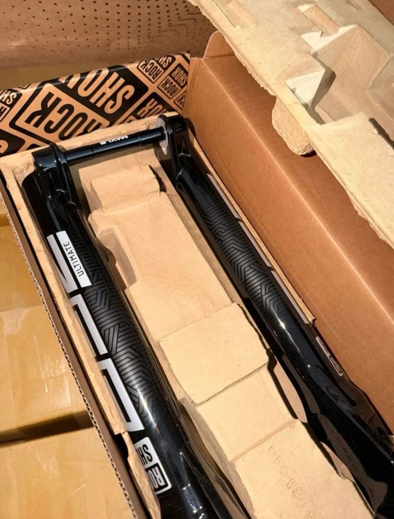 Gebrauchtes RockShox ZEEB Flight Attendant 3.1 Fork