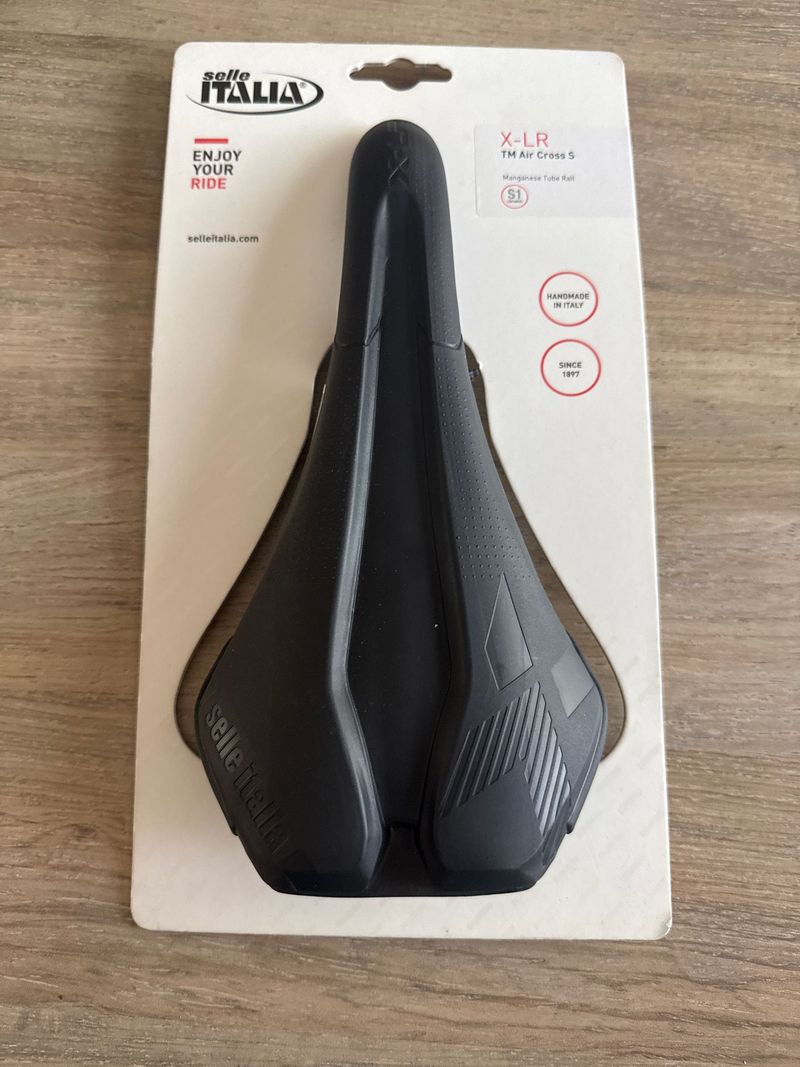 Gebrauchtes Selle Italia X-LR TM Air Cross Superflow 2026 Saddles & Seatposts