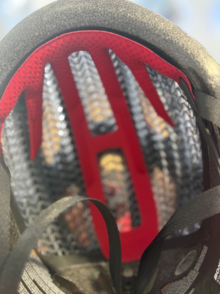 Used Bontrager Starvos WaveCel Helmet bike — image 3 of 3