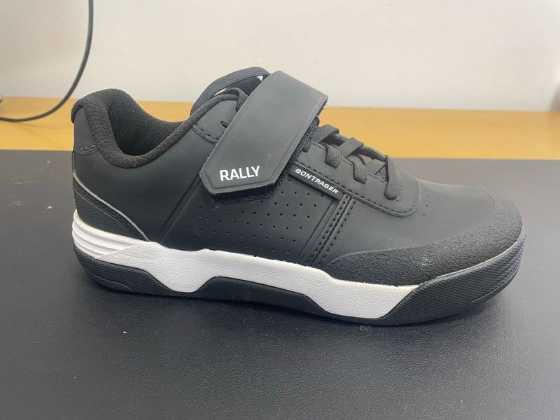 Used Bontrager Rally MTB Shoe Cycling Shoes