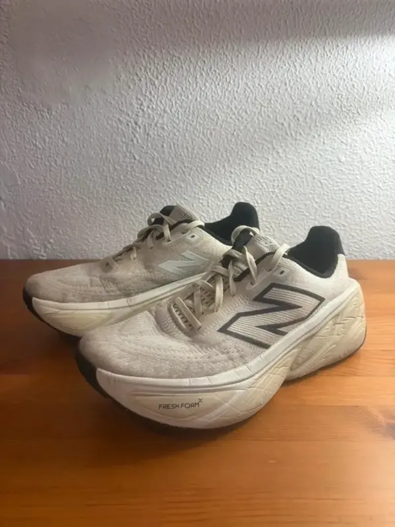 Used New Balance Shoes Running Shoes