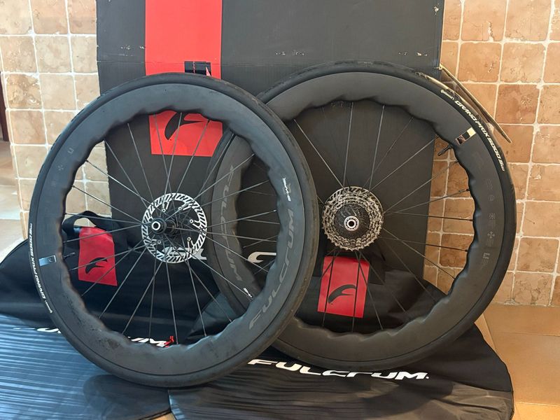 Tweedehands Fulcrum Sharq 57 Carbon Disc Brake Wheelset 2026 Wheels