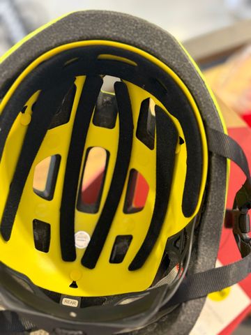 Specialized Evade II Helmet bike d'occasion — image 3 sur 3