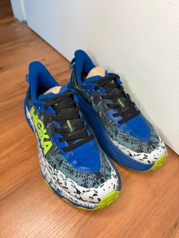 Used Hoka Speedgoat 6 bike — image 2 of 9