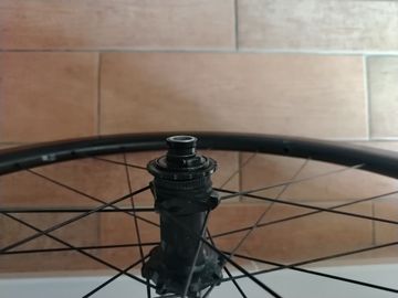 Tweedehands Fulcrum wind 42 bike — afbeelding 2 van 3