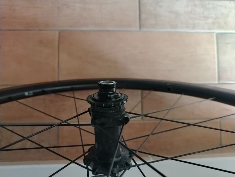 Tweedehands Fulcrum wind 42 bike — afbeelding 2 van 3