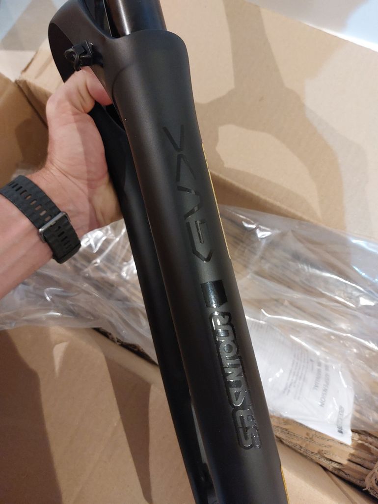 Used Sr Suntour gvx 2026 bike — image 5 of 8