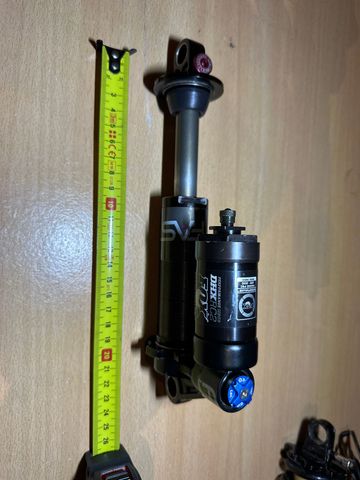 Gebrauchtes Fox dhx rc2 222mm 2013 bike — Bild 2 von 2