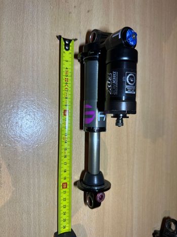 Fox, dhx rc2 222mm